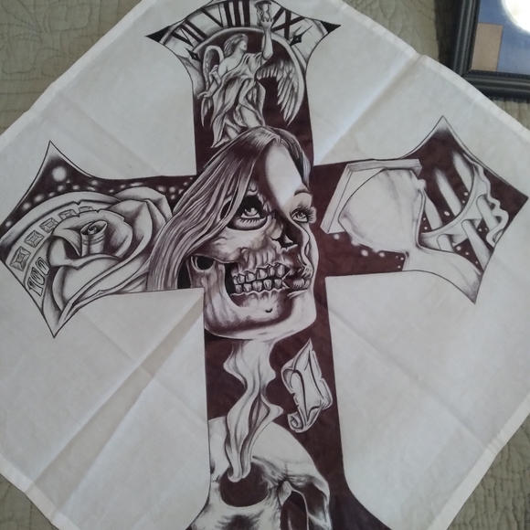 Prison art. Hanky. Done with pen and ink. 14" x 14" - Picture 5 of 6